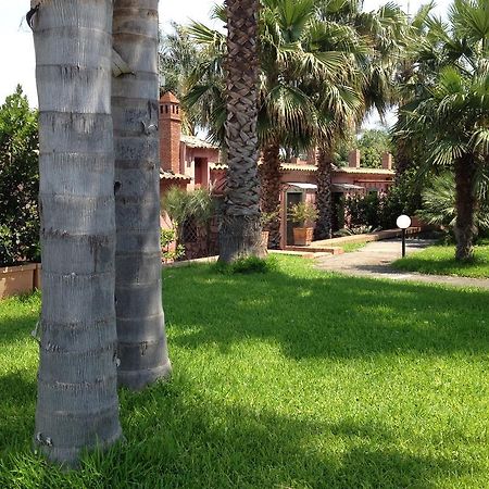 Villa Del Nespolo Fiumefreddo di Sicilia Bagian luar foto